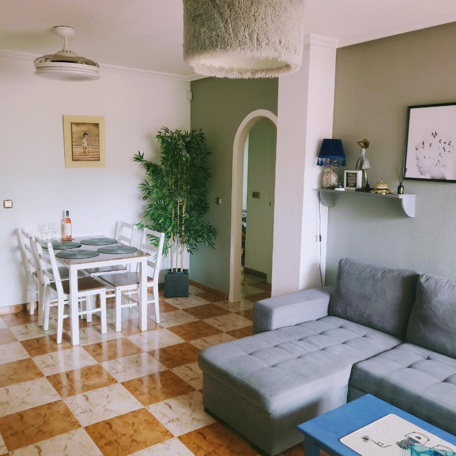 Carlos: Self Check-in Retreat With Pool In Cabo Roig Apartament Dehesa de Campoamor (Orihuela Costa)