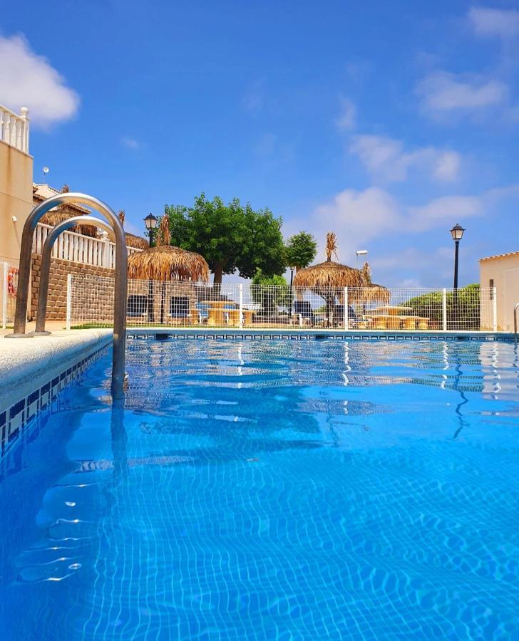Carlos: Self Check-in Retreat With Pool In Cabo Roig Apartment
