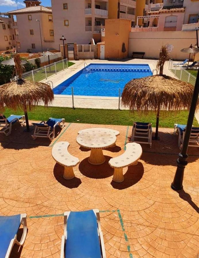 Carlos , Lomas De Cabo Roig Area,2 Bedroom,2 Terraces,swimming Pool Appartement